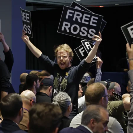 Silk Road’s Boss Gets Trump’s Get-Out-of-Jail-Free Card: Darknet Drama Unpacked 🕶️💻